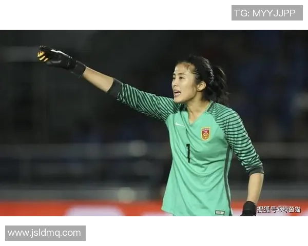 有妈妈的女足球星是谁 她背后的家庭故事揭示了运动员的坚强与温暖