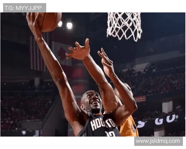 各大球星防守意识解析 探寻足球场上真正的防守大师 各大球星防守意识解析 探寻足球场上真正的防守大师